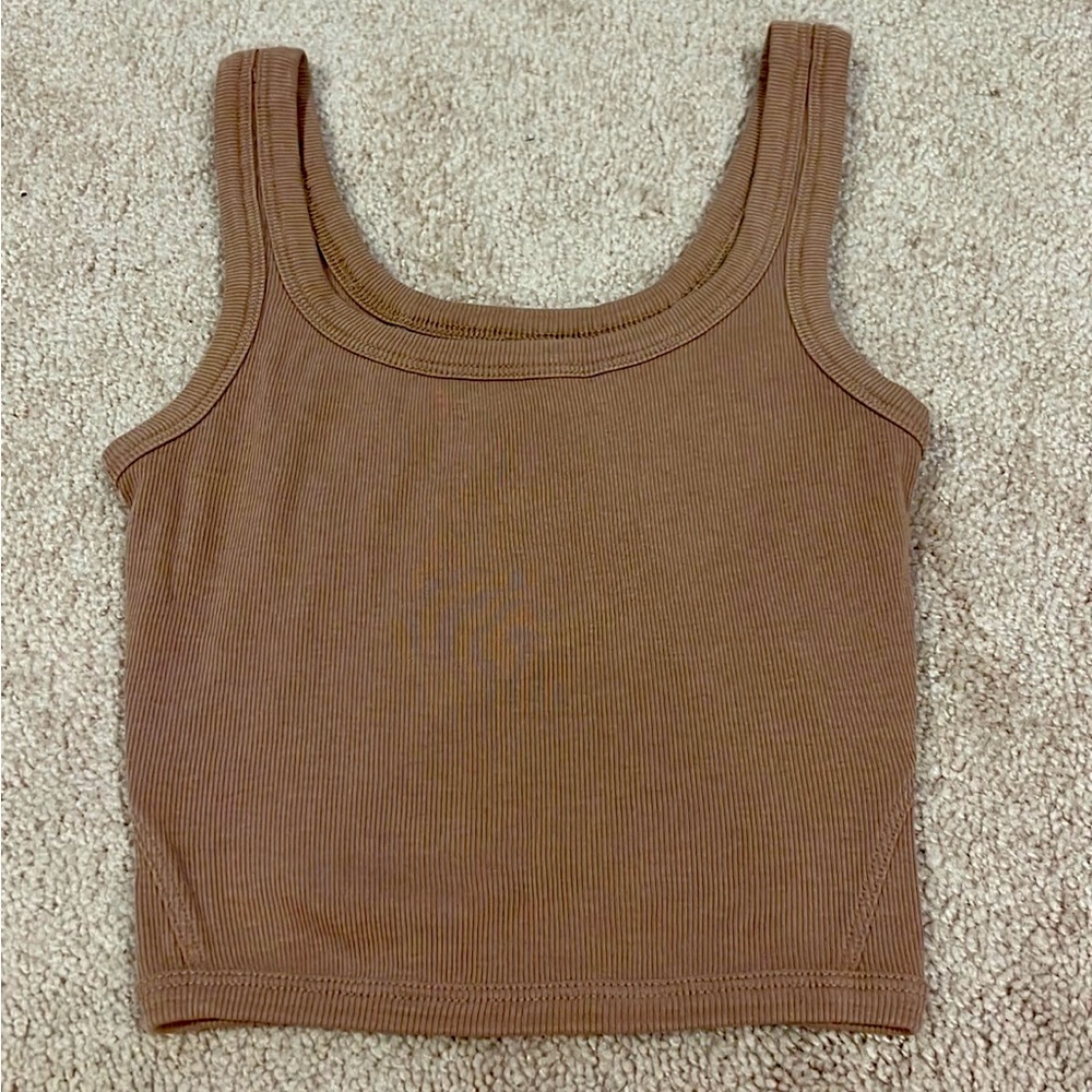 lululemon tanktop